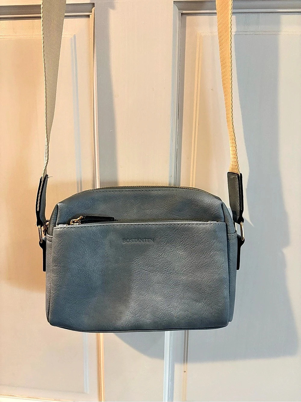 BOSTANTEN Multi-Pocket Crossbody Bag with Wide Strap Blue